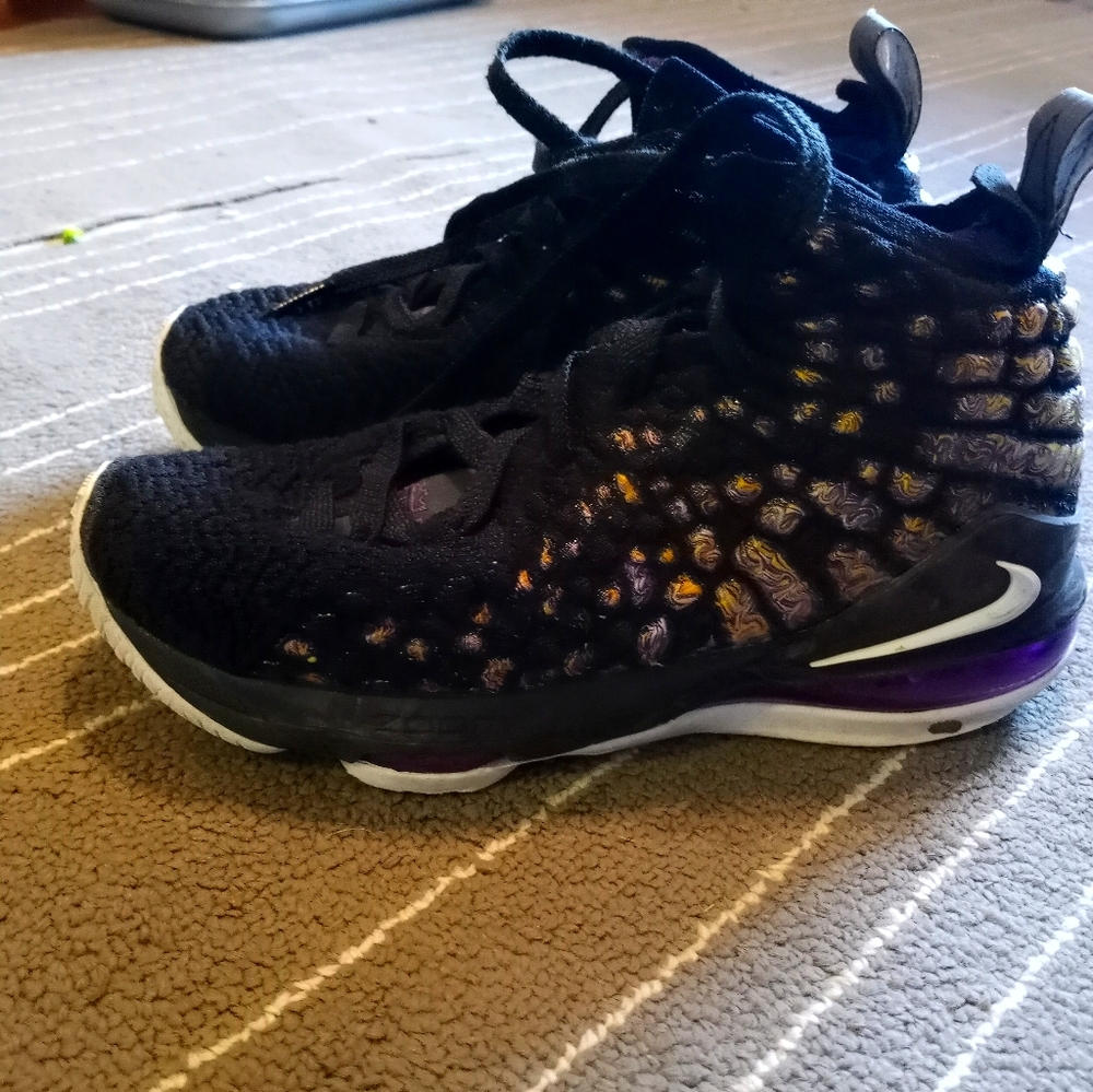Boys LeBron basketball shoes